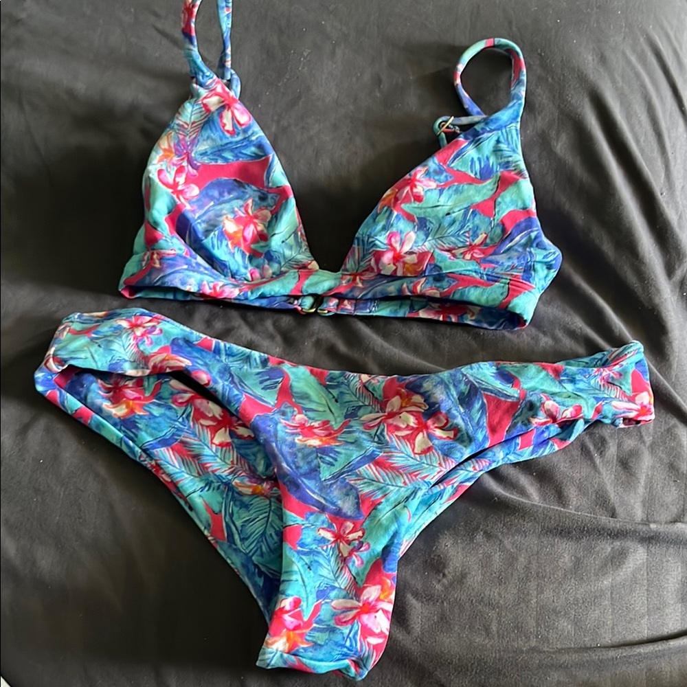 Midori Tropical Floral Bikini - Blue and Red